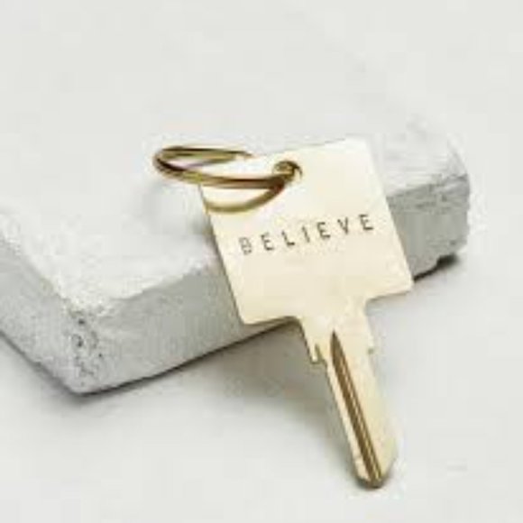 Giving Key Key Chains - Picture 2 of 6